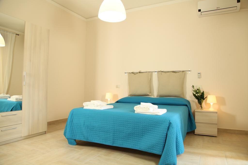 Casa A Riba U Mari Apartment Riposto Room photo